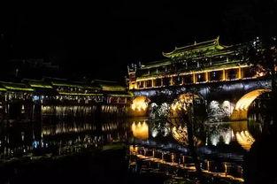 凤凰古城小姐姐爆料视频,古城背后的故事与风情  第1张